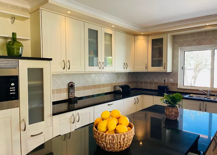 Malia Algarve Villa